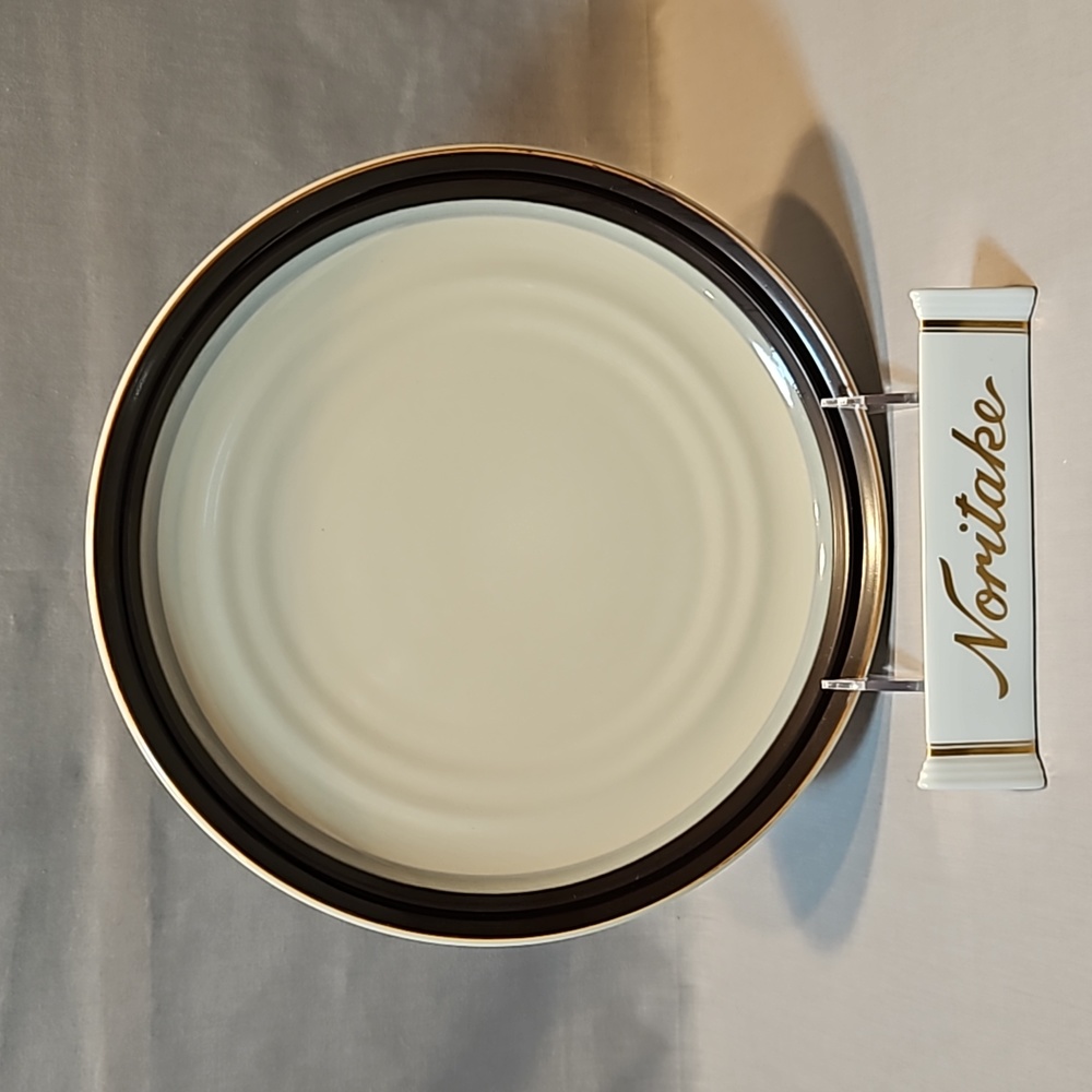 Noritake Cycle Brown 8658 Dinner Plate